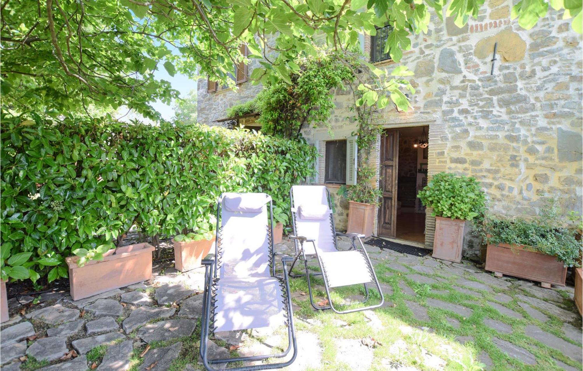 Lovely Apartment In Loc, Scalabrelli With Wifi Catabbio Dış mekan fotoğraf